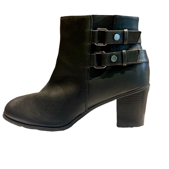 Torrid black side zip two buckle heel boots NEW - Picture 2 of 6